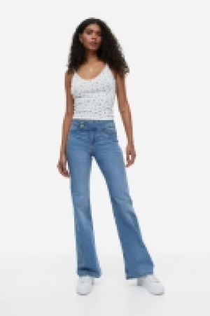 Flared Low Jeans 30.99 €