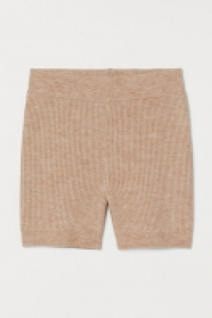 Shorts in Rippenstrick 8.99 €