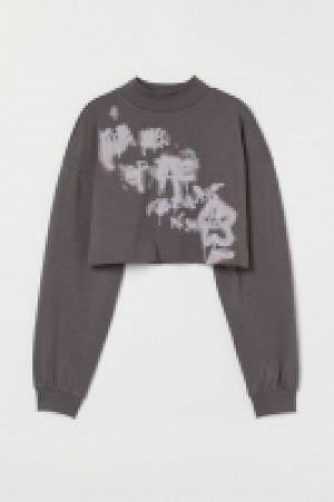 Cropped Sweatshirt 2.99 €