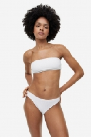 Wattiertes Bandeau-Bikinitop 3.99 €