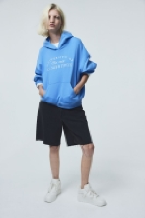 Oversized Hoodie mit Motiv 25.99 €