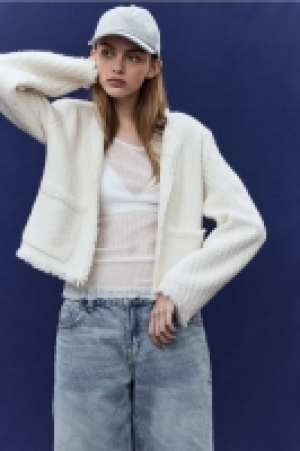 Cardigan aus Strukturstrick mit Fransenkante 39.99 €