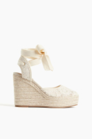 Espadrilles mit Keilabsatz 24.99 €