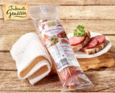 TRADITIONELLE GENÜSSE Salami