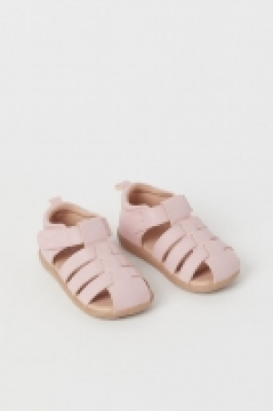 Sandalen 8.99 €