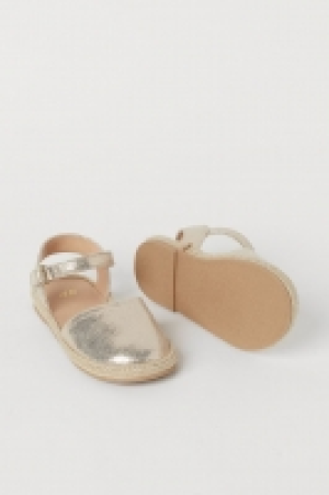 Sandalen 11.99 €